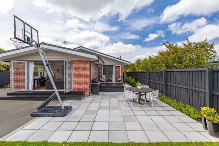 Photo of property in 25 Ryeland Avenue, Ilam, Christchurch, 8041