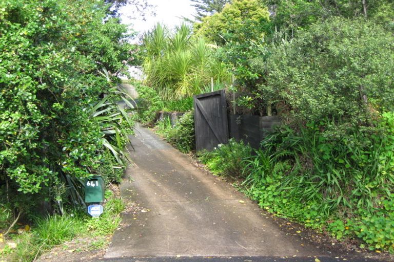 Photo of property in 641 Huia Road, Parau, Auckland, 0604