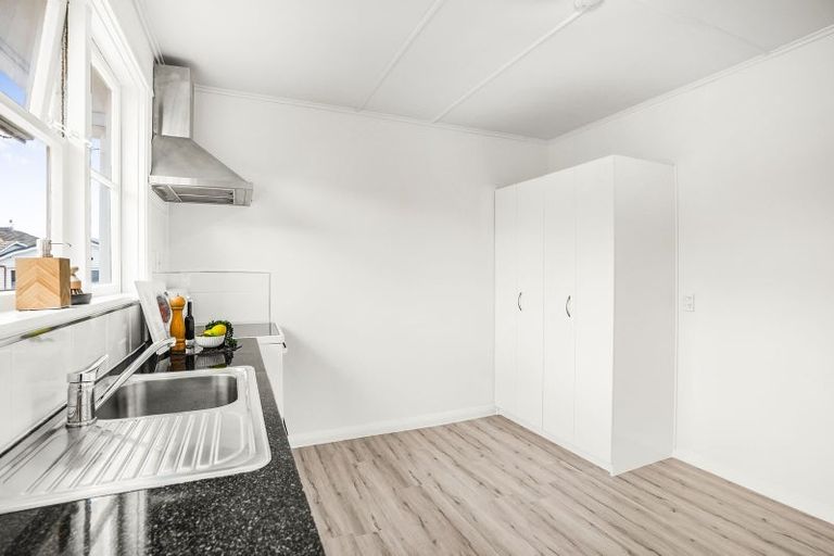 Photo of property in 1/3 Huia Grove, Elderslea, Upper Hutt, 5018