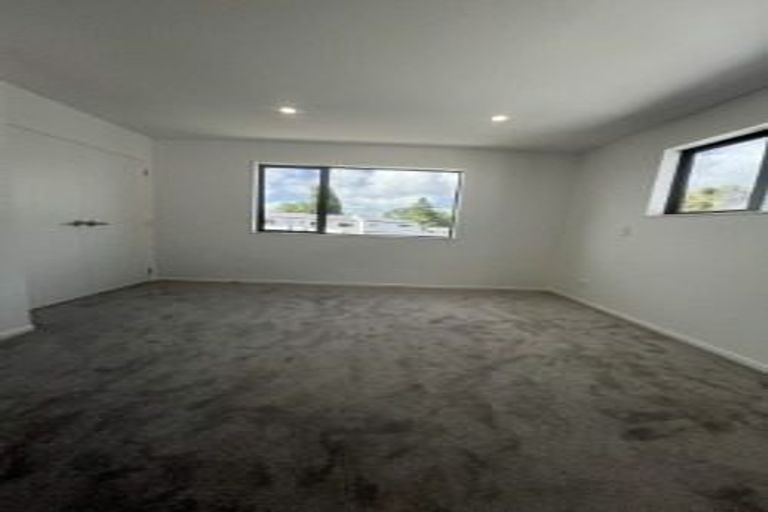 Photo of property in 28c Greenmeadows Avenue, Manurewa East, Auckland, 2102