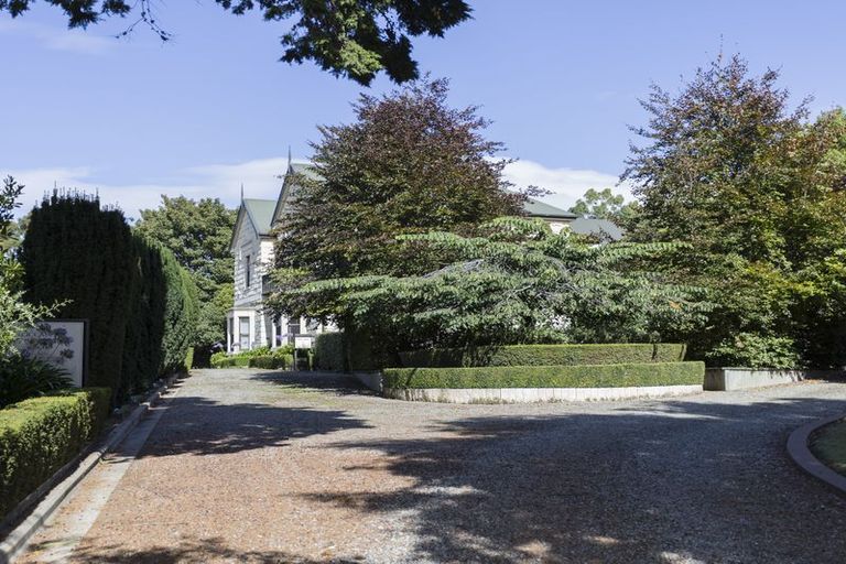 Photo of property in 1 Alt Street, Oamaru North, Oamaru, 9400