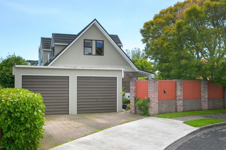 Photo of property in 9 Ruskin Place, Westown, New Plymouth, 4310