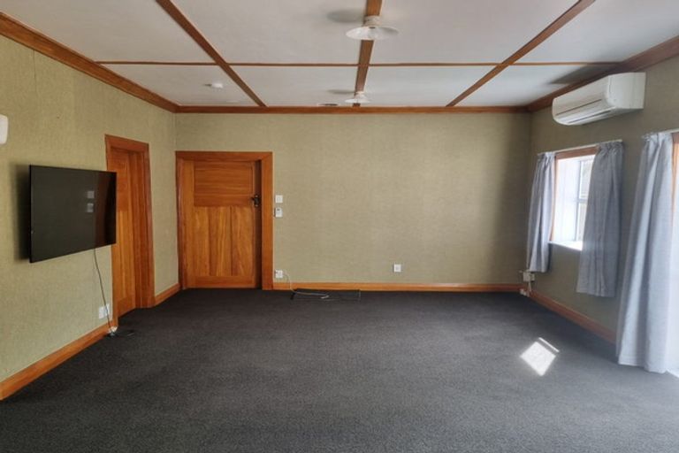 Photo of property in 25a Palmer Crescent, Silverstream, Upper Hutt, 5019