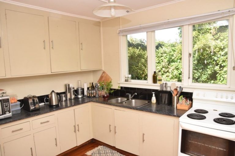 Photo of property in 645 Tay Street, Hawthorndale, Invercargill, 9810