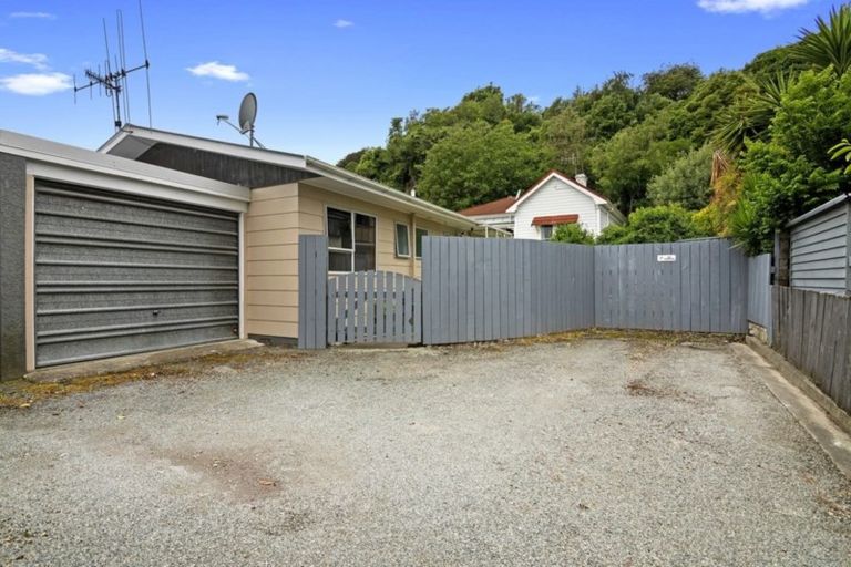 Photo of property in 2/165 Tahunanui Drive, Tahunanui, Nelson, 7011