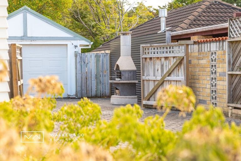 Photo of property in 51 Brentwood Street, Trentham, Upper Hutt, 5018