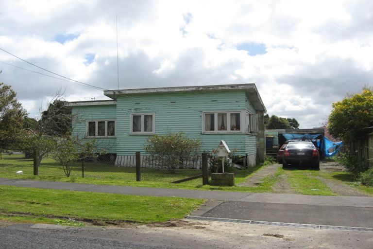 Photo of property in 18 Ferry Parade, Herald Island, Auckland, 0618