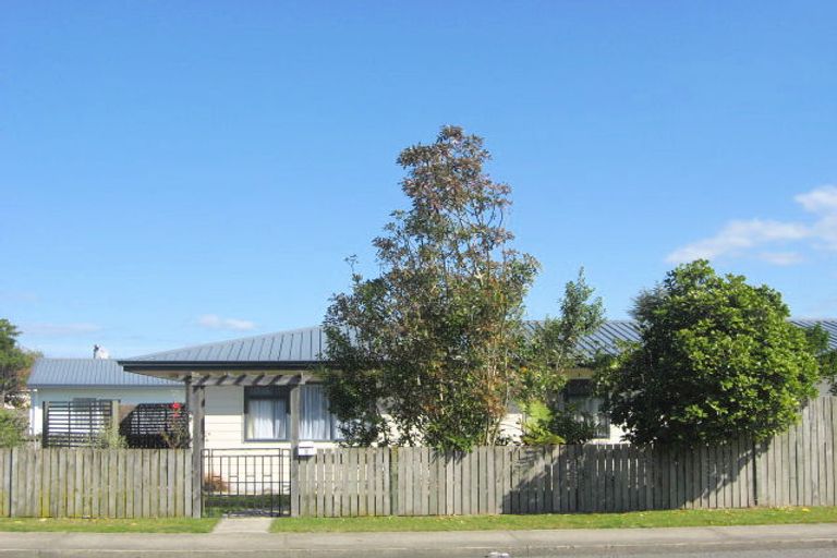 Photo of property in 2 Tawa Street, Edgecumbe, 3120