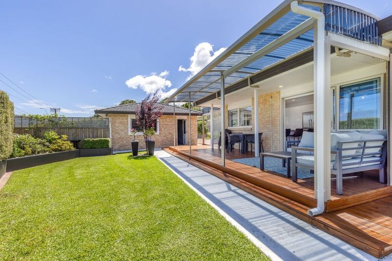 Photo of property in 1 Harry Shaw Way, Raumati South, Paraparaumu, 5032