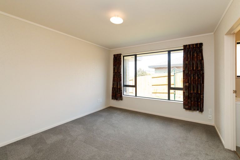 Photo of property in 77 Parnell Heights, Kelvin Grove, Palmerston North, 4414