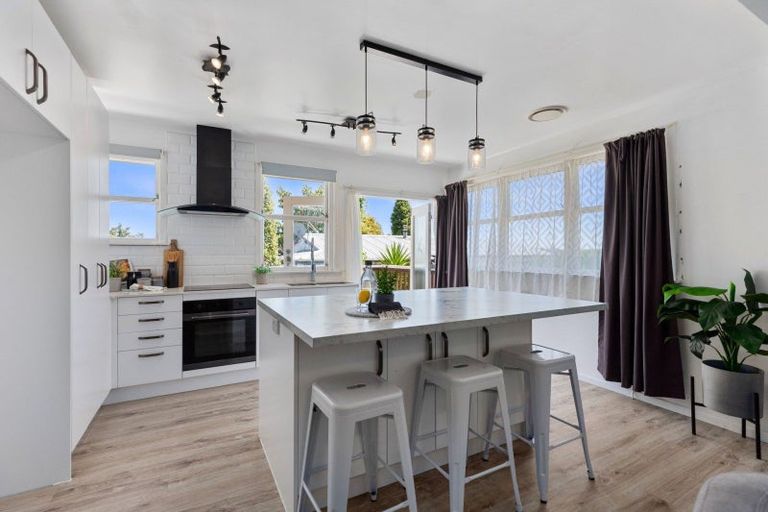 Photo of property in 155 Cambridge Road, Bethlehem, Tauranga, 3110