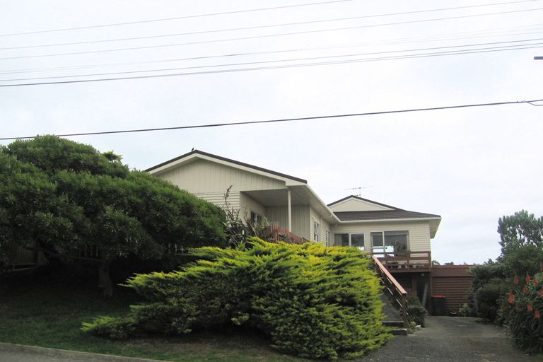 Photo of property in 126 Seaview Road, Paraparaumu Beach, Paraparaumu, 5032