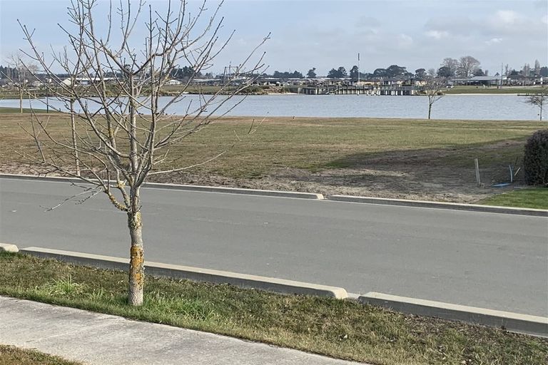 Photo of property in 1 De Surville Way, Pegasus, 7612