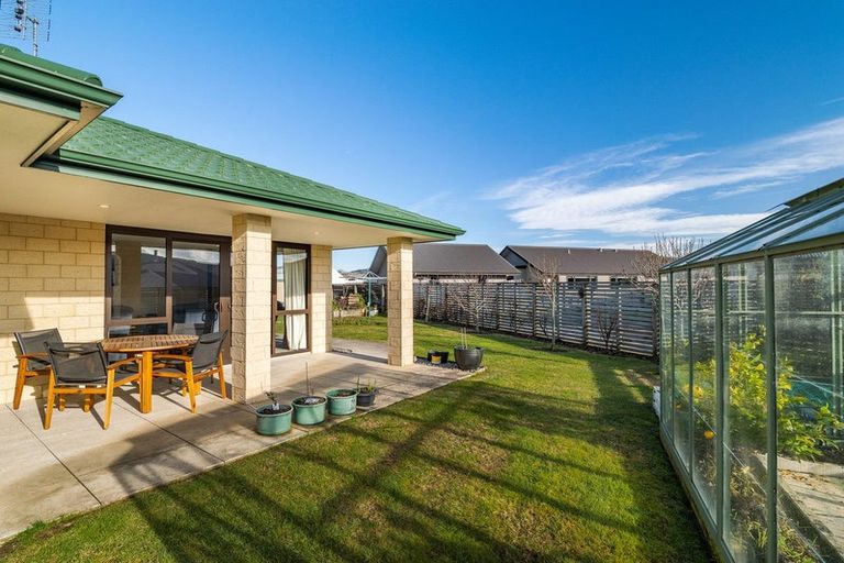 Photo of property in 35 Severn Street, Green Island, Dunedin, 9018