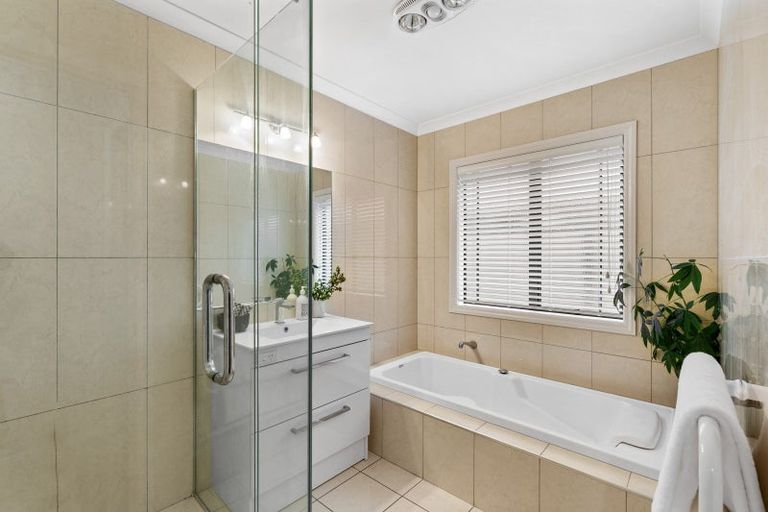 Photo of property in 29 Pinotage Drive, Greenmeadows, Napier, 4112