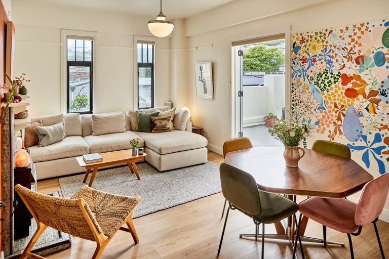 Photo of property in 4/24 Elizabeth Street, Mount Victoria, Wellington, 6011