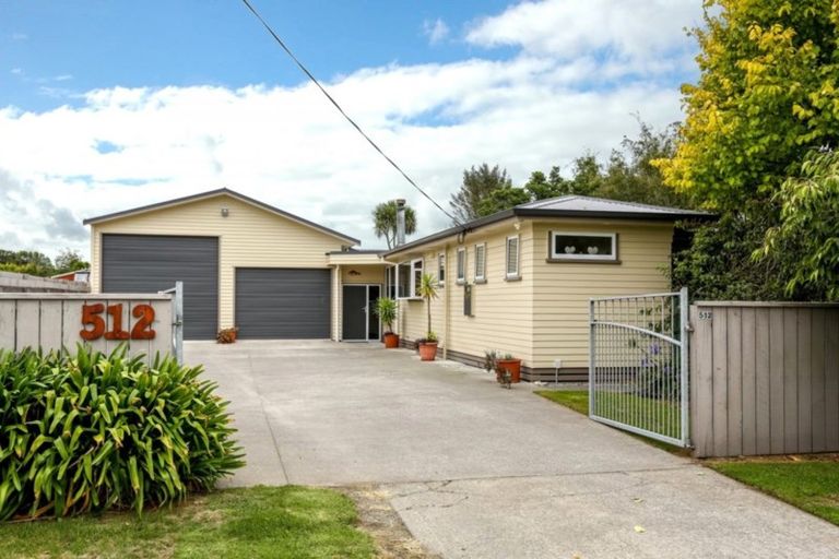 Photo of property in 172 Richmond Road, Lepperton, New Plymouth, 4373