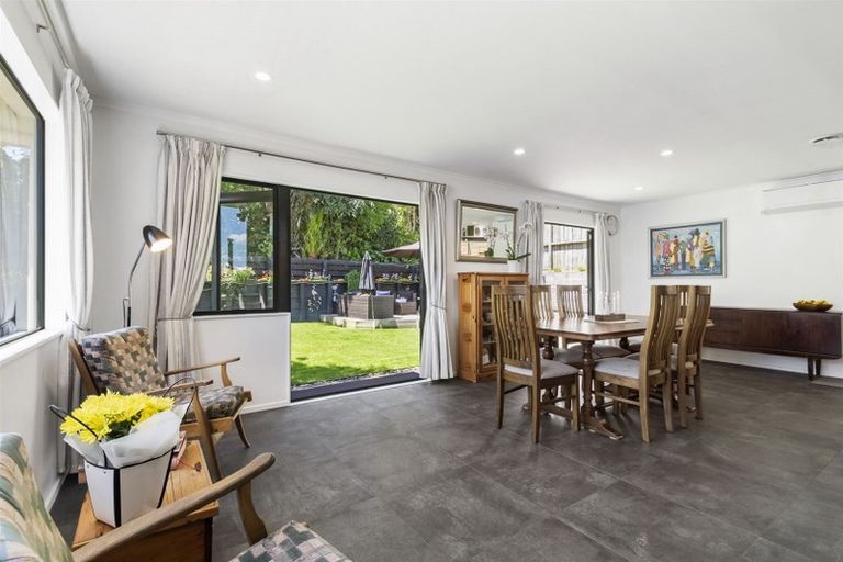 Photo of property in 1/45 Weatherly Road, Torbay, Auckland, 0630