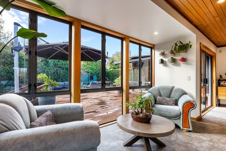 Photo of property in 50 Chesham Avenue, Waipahihi, Taupo, 3330