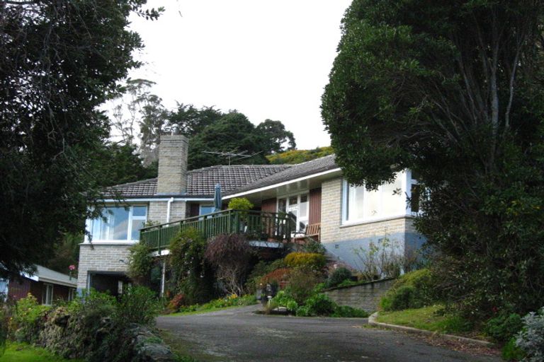 Photo of property in 10 Rosehill Road, Macandrew Bay, Dunedin, 9077