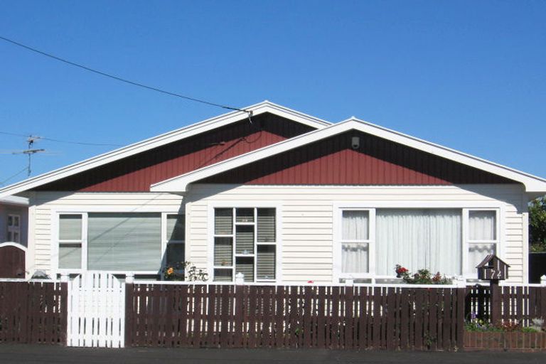 Photo of property in 72 Rotherham Terrace, Miramar, Wellington, 6022