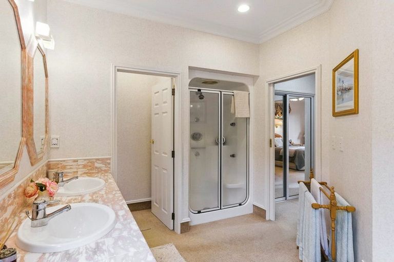 Photo of property in 7 Maple Lane, Waikanae, 5036