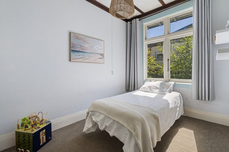 Photo of property in 1 Tapuaeotu Way, Welcome Bay, Tauranga, 3112