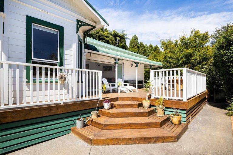 Photo of property in 160a Frankley Road, Frankleigh Park, New Plymouth, 4310