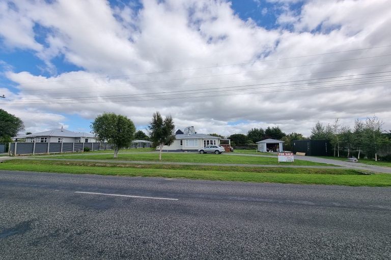 Photo of property in 30 Oxford Street, Martinborough, 5711