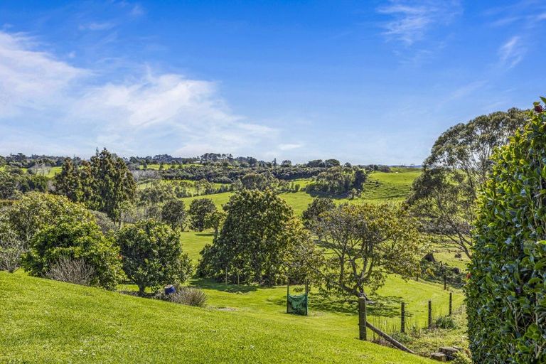 Photo of property in 105 Mairetahi Road, South Head, Helensville, 0874