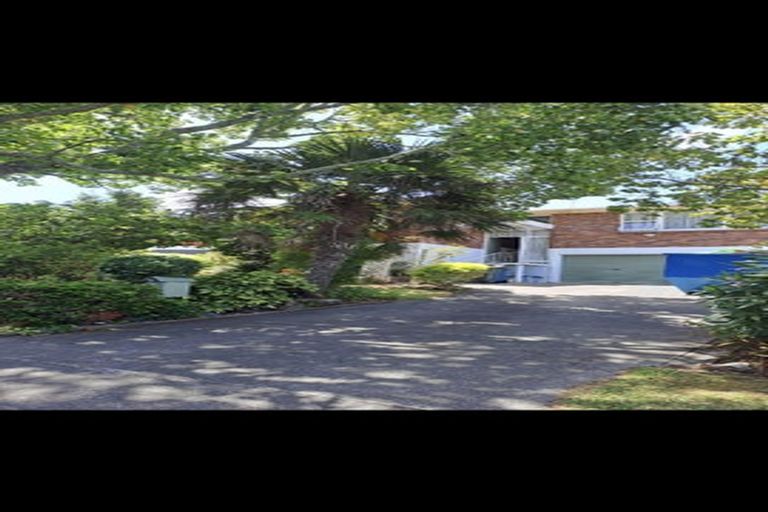 Photo of property in 18 Highlight Parade, Te Atatu South, Auckland, 0610