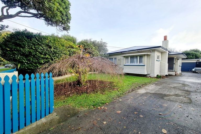 Photo of property in 43 Bauchop Road, Waterloo, Lower Hutt, 5011