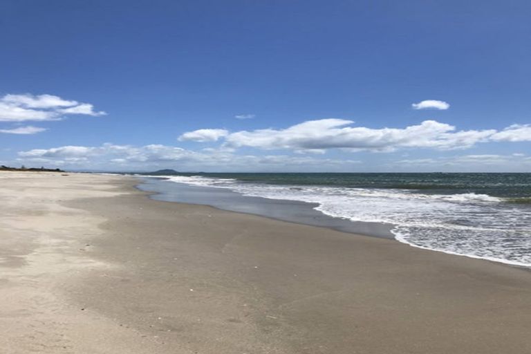 Photo of property in 1024a Papamoa Beach Road, Papamoa Beach, 3118