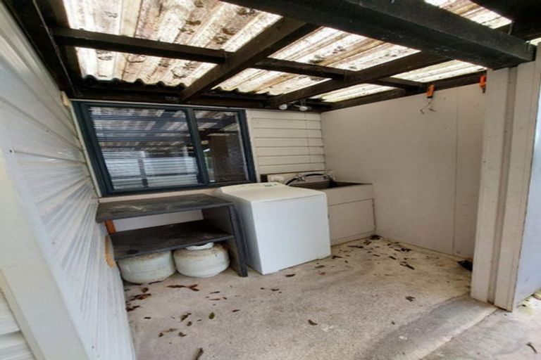 Photo of property in 318 Manutahi Road, Lepperton, New Plymouth, 4372