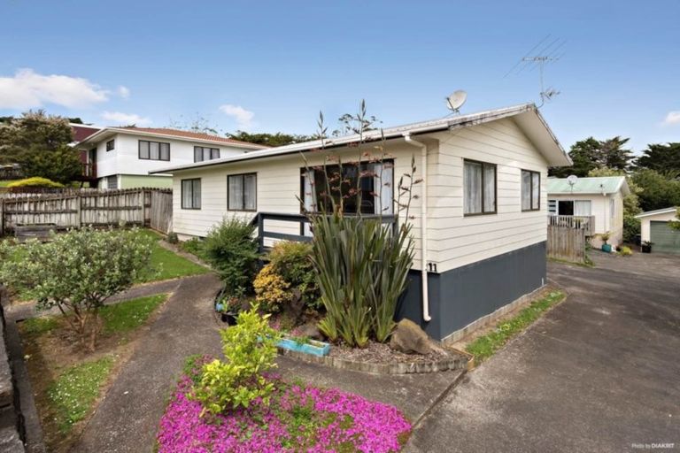Photo of property in 11 Mona Vale, West Harbour, Auckland, 0618