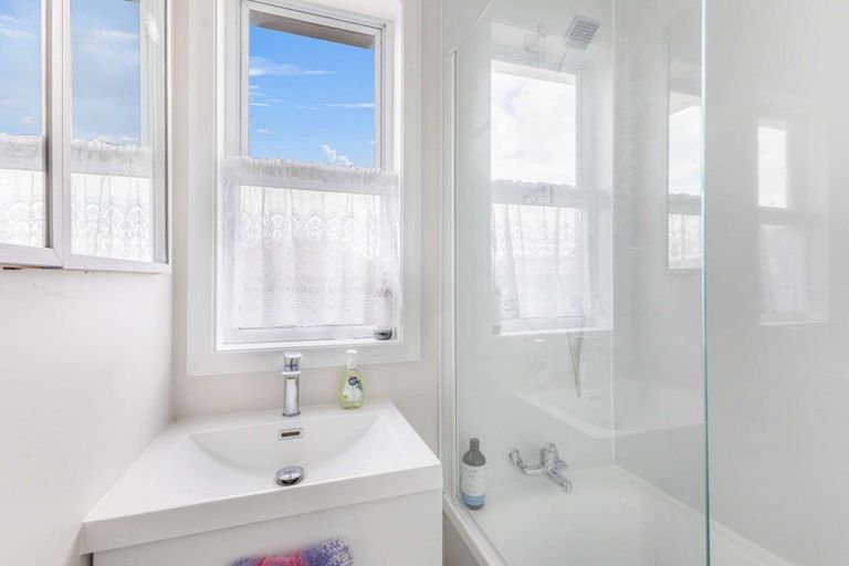 Photo of property in 17 Tuke Street, Normanby, Hawera, 4614