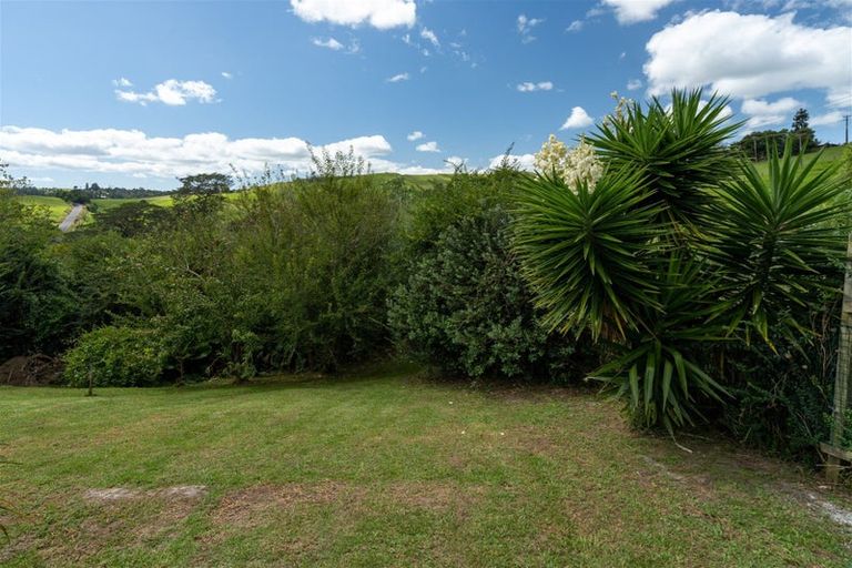 Photo of property in 4 Whiteman Road, Kawakawa, 0210