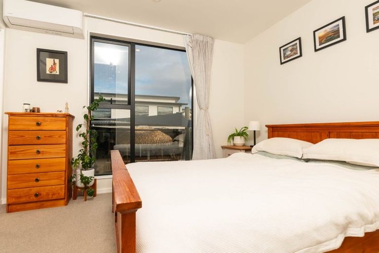 Photo of property in 38 Hinonga Loop, Silverdale, 0932
