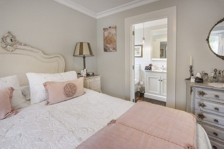 Photo of property in 58a Church Street, Devonport, Auckland, 0624