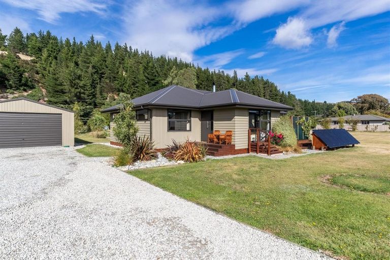 Photo of property in 1 Pisa Road, Luggate, Cromwell, 9383