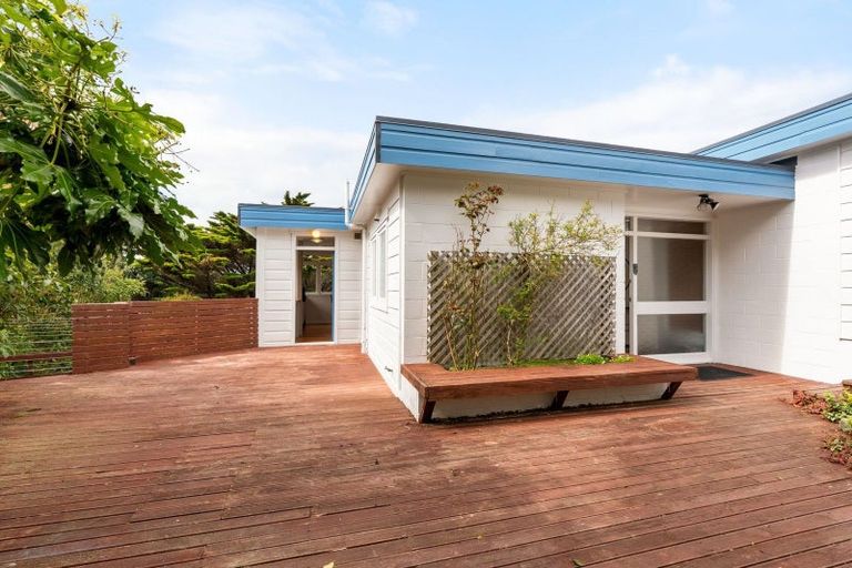 Photo of property in 22 Rajkot Terrace, Broadmeadows, Wellington, 6035