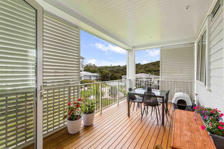 Photo of property in 107 Panorama Heights, Orewa, 0931