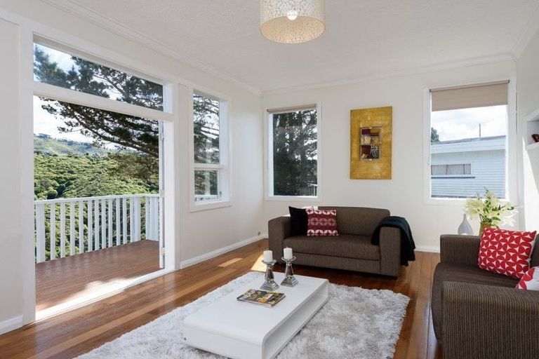 Photo of property in 106 Mornington Road, Brooklyn, Wellington, 6021