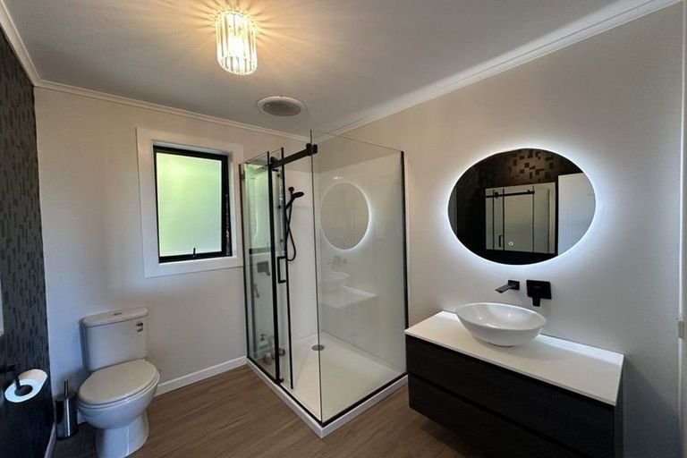 Photo of property in 8 Thomson Street, Green Island, Dunedin, 9018