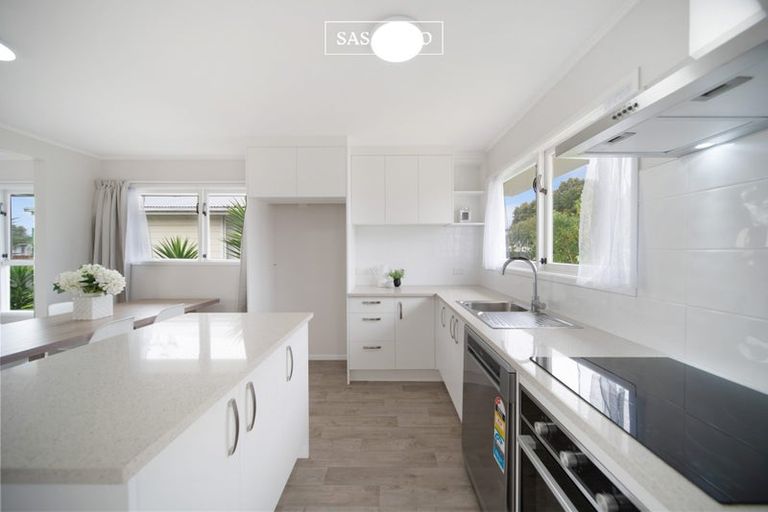 Photo of property in 13 Collett Road, Otara, Auckland, 2023
