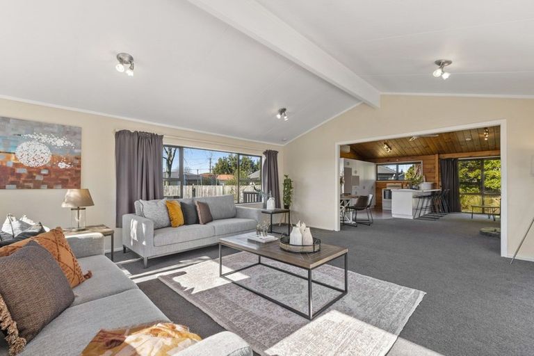 Photo of property in 5 Tuara Place, Rotorua, 3010