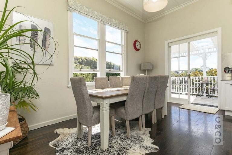 Photo of property in 25 George Street, Riverhead, 0820