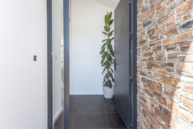 Photo of property in 15 Helen Place, Halswell, Christchurch, 8025