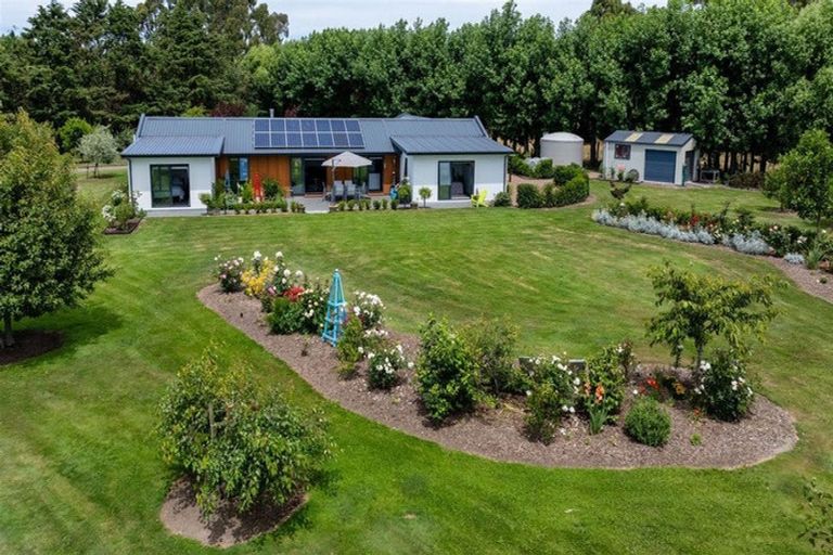 Photo of property in 6 Hallfield Drive, Ohoka, Kaiapoi, 7692