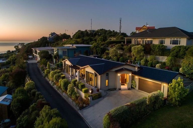 Photo of property in 6 Dunair Way, Britannia Heights, Nelson, 7010